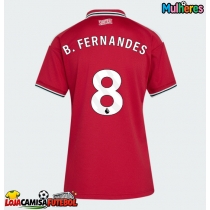 Camisa de Futebol Manchester United Bruno Fernandes #8 Equipamento Principal Mulheres 2026-27 Manga Curta